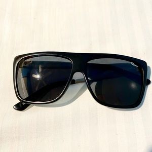Quay Australia x Desi Perkins OTL II Sunglasses